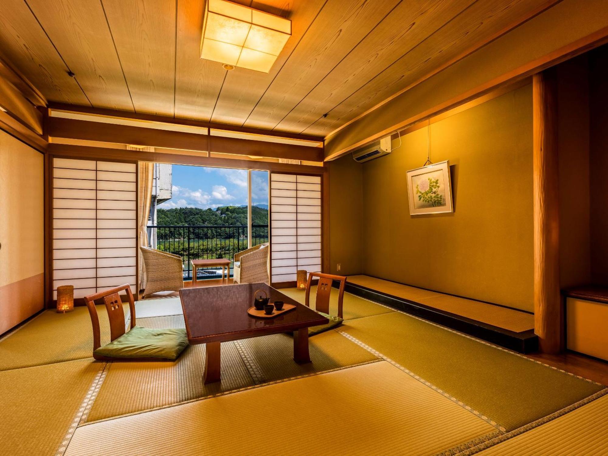 Hotel Ooedo Onsen Monogatari Enakyo Zimmer foto