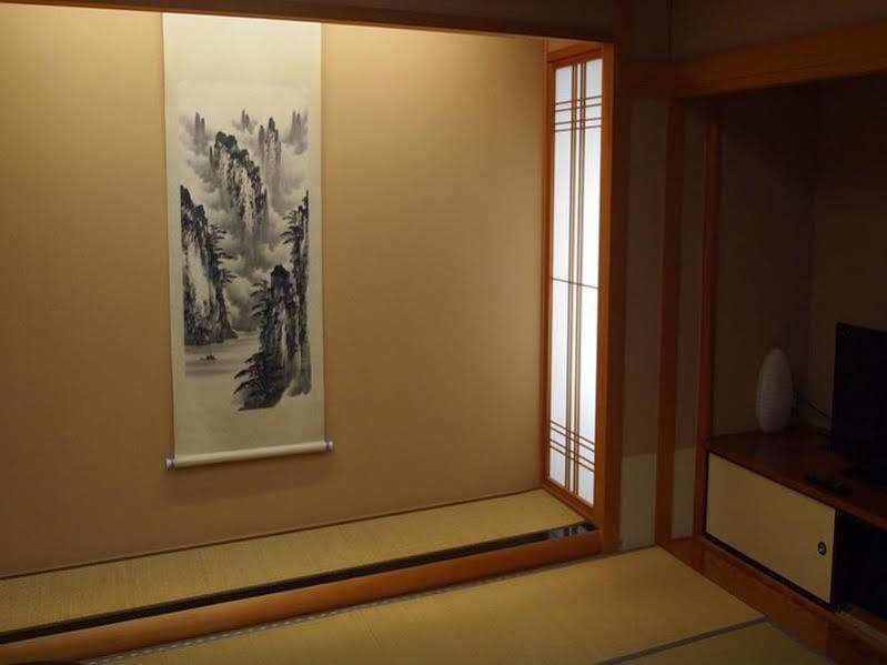 Hotel Ooedo Onsen Monogatari Enakyo Exterior foto